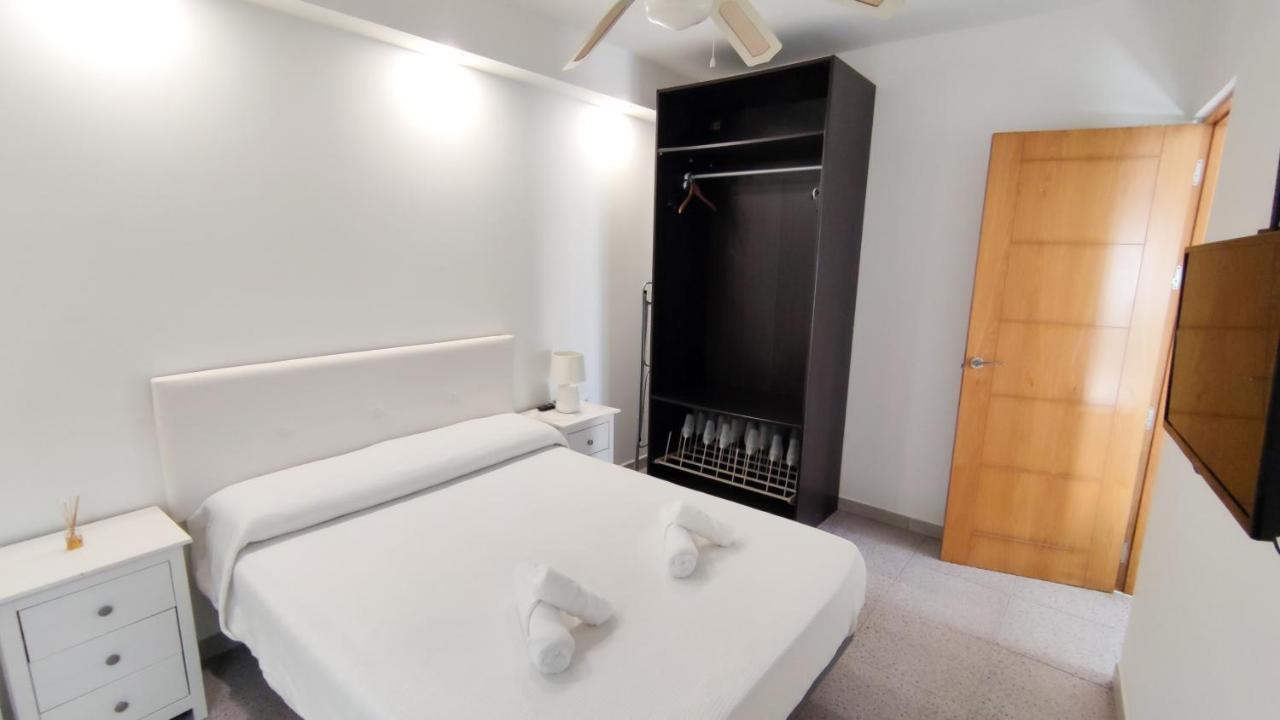 Weekend Beach Small House - Alojamientos La Torre Торре-дель-Мар Экстерьер фото